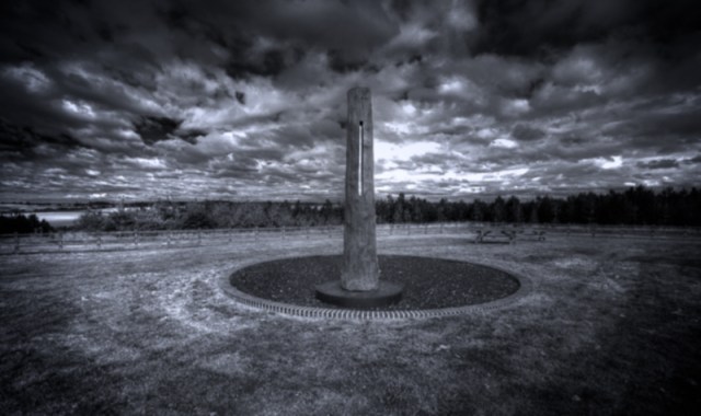 Noon Column - Scence Park - Ibstock