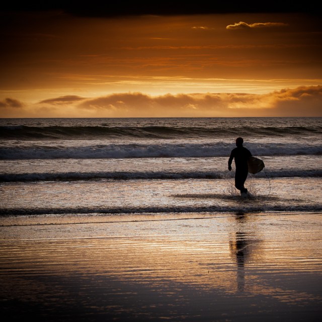 20100608_1D__N7I1376 - Surfer - Broadhaven