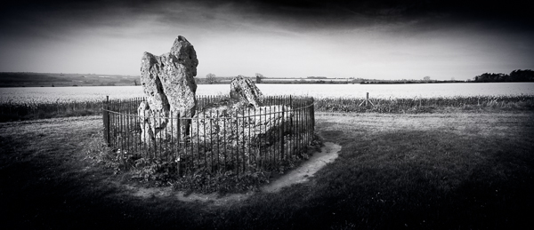 20140504-Photo 04-05-2014 07 54 54 - The Whispering Knights - Rollright