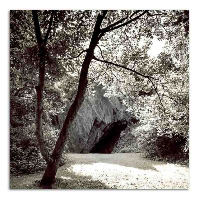 leicestershires-cave