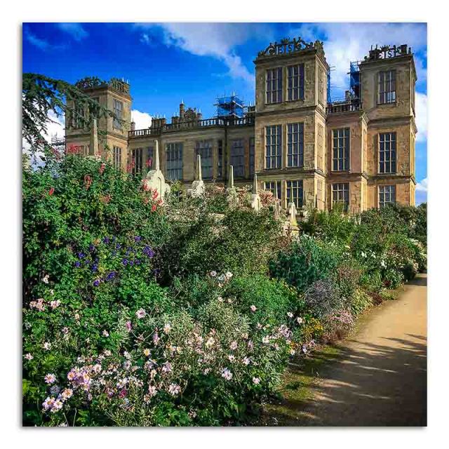 harwick-hall-from-garden