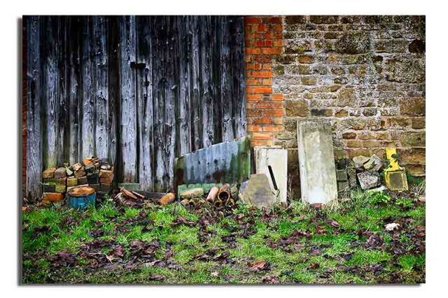 against-a-wall-somerby